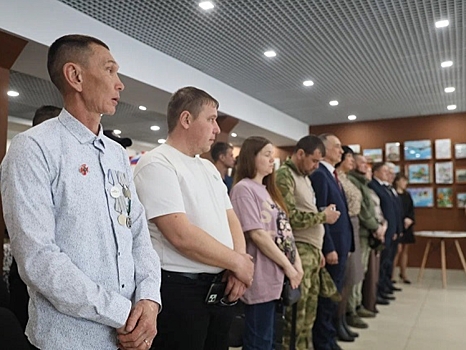 Удостоверения ветеранов боевых действий вручили забайкальцам в фонде Защитники Отечества