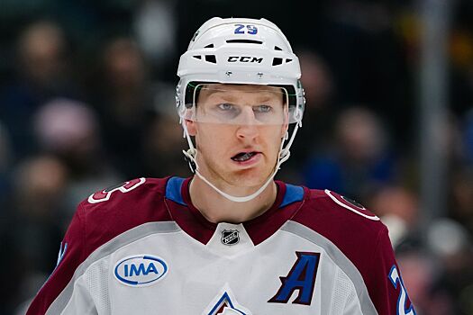 Натан Маккиннон повторил достижение Никиты Кучерова и установил рекорд «Колорадо» в НХЛ