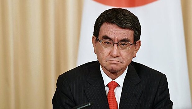 Глава МИД Японии положительно оценил заявление о победе над ИГ* в Ираке