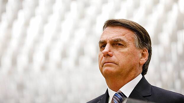 Осужденный на 27 лет экс-президент Бразилии Болсонару перенес две операции за неделю