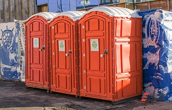 Жителей Петербурга хотят лишить значительной части бесплатных туалетов