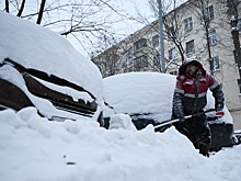 Москву завалило рекордным снегом