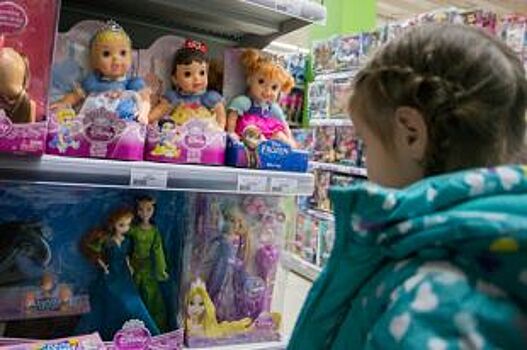 Вместо Барби упыри. Зачем детям игрушечные монстры