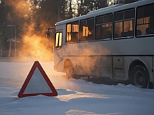 Автобус с вахтовиками врезался в фуру на трассе в Забайкалье