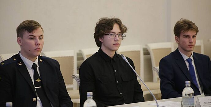 Алексей Логвиненко: «Состоялось первое заседание Молодежной администрации нашего города»