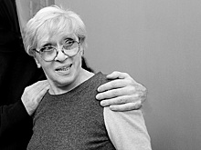 "В палате интенсивной терапии - не путайте с реанимацией": врач рассказал о состоянии Фрейндлих