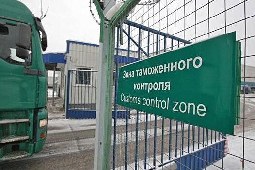 С 13 октября таможня может останавливать фуры для досмотра
