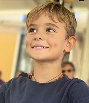 Какой красавец растет: внук Михаила Ефремова