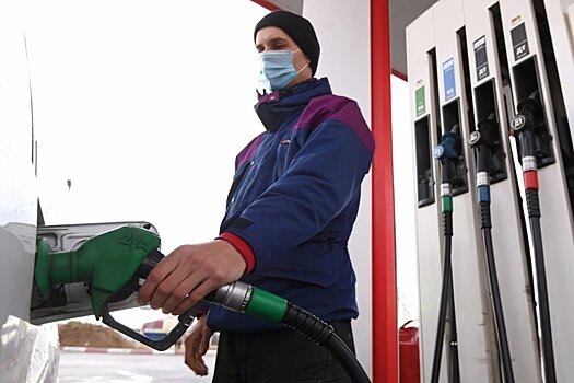 Бизнес допустил банкротство АЗС из-за роста цен на бензин