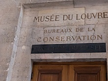 Опубликованы кадры момента ограбления Лувра