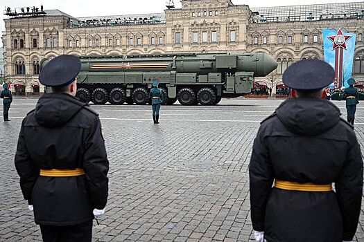 Какую военную технику демонстрировала Россия на Парадах Победы в последние годы