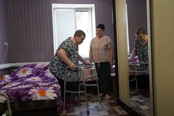 В Самарской области развивают практику создания приемных семей для пожилых и инвалидов