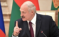 Лукашенко раскритиковал пышные выпускные