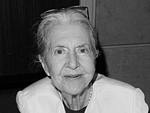 Умерла 93-летняя звезда "Стар Трека" Джоанн Линвилл