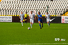 Пермская футбольная команда «Звезда» выиграла в первом домашнем матче