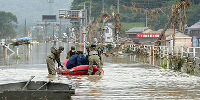 Ливневые дожди в Японии: десятки погибших и масштабные разрушения