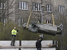 В Чехии оценили ответ России на снос памятника Коневу
