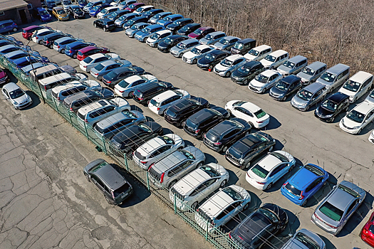 Россияне бросились скупать японские премиум-авто с пробегом