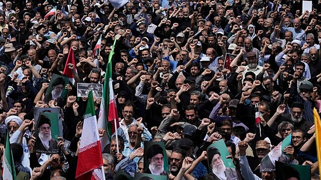 Посольство США призвало американцев срочно покинуть Иран