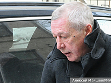 СМИ сообщили о расставании Ефремова с женой после 23 лет брака