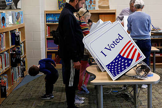 Политолог Колчин назвал устаревшей систему выборов в США