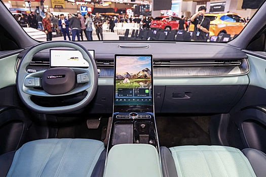 Полностью раскрыты: все модели Tenet Plus сняли на фото