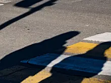 Автомобиль врезался в пешеходов на «зебре» в Крыму