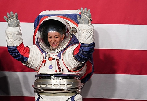 Женский экипаж NASA выйдет в открытый космос