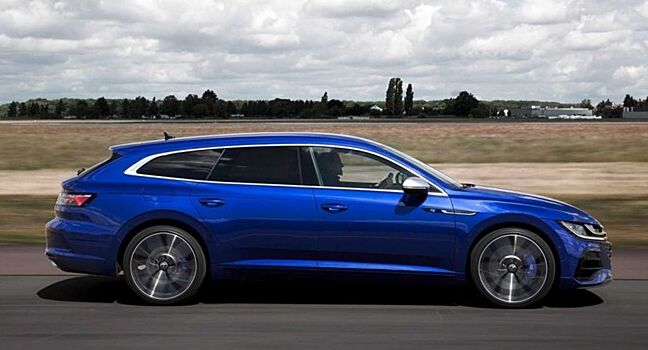 Volkswagen Arteon Shooting Brake R и Golf R заметили на Нюрбургринге