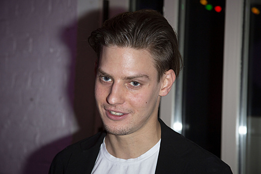 «Повзрослел благодаря второй половине»: сын Олега Табакова рассказал об отношениях с новой возлюбленной