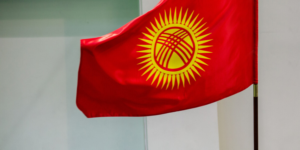 Сотрудников ОВД в Кыргызстане отстранили от должностей после наезда грузовика на детей