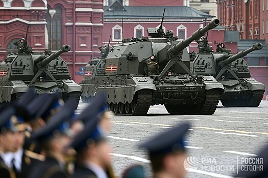 Российский Парад Победы — парад оружия