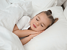 Психолог дала советы, как приучить ребенка спать в своей кровати