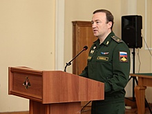 Замминистра обороны Фрадков поздравил военных строителей с праздником