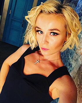 «Первый весенний выходной»: Полина Гагарина прыгнула в сугроб