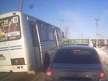 В Оренбурге водитель автобуса нарушил правила проезда ж/д переезда