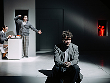 Театр Наций представил байопик о поэте миров и антимиров Вознесенском