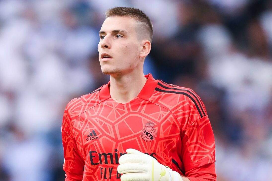 Лунин реал мадрид. Лунин вратарь реал. Лунин вратарь реал. Лунин про. Лунин вратарь реал мадрид.