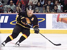 Русский снайперский рекорд в плей-офф НХЛ: Павел Буре забил 16 голов и довёл «Ванкувер» до финала