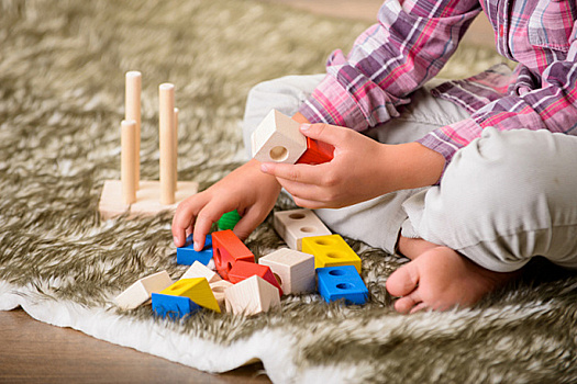 Опасные для детского здоровья и психики игрушки пройдут экспертизу