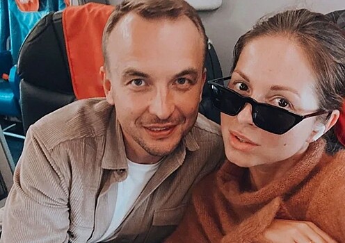 Названа причина, по которой мужа Нюши не пустили в самолет
