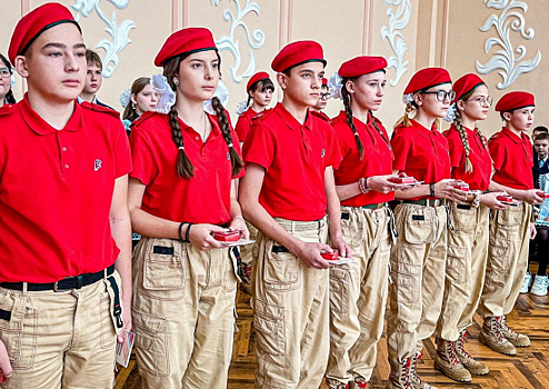 Более 5 тыс. юношей и девушек пополнили ряды юнармейского движения в ЦВО за январь 2024 года