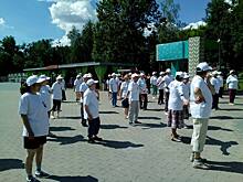 В Лианозовском парке организованы спортивные занятия для пенсионеров