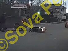 В Пензе на Шуисте внедорожник при повороте сбил скутер-невидимку