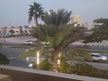 Иранский дрон упал на торговый центр в ОАЭ, под завалами остались люди