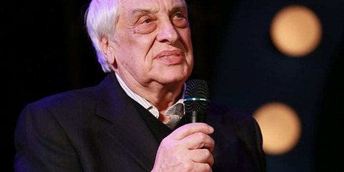 На 84-м году жизни скончался театральный режиссер Евгений Радомысленский