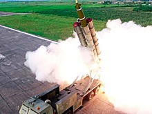 КНДР показала сверхкрупную ракетную пусковую установку