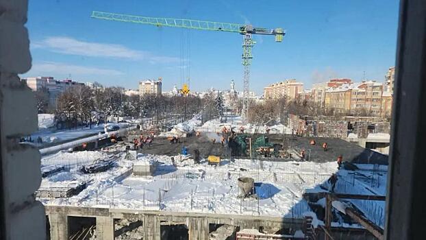 В Саранске полицией выявлены незаконно трудившиеся на строительстве школы 42 гражданина Узбекистана