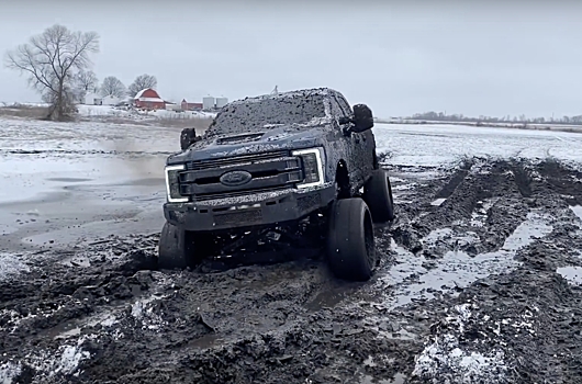 Видео: Ford F-350 за 100 тысяч долларов утопили в грязи