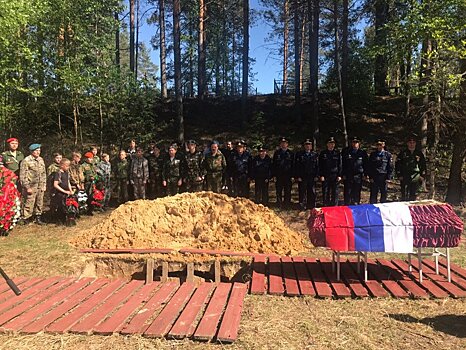 В Нижегородской области захоронили останки летчиков бомбардировщика А-20 «Бостон», погибших в 1947 году